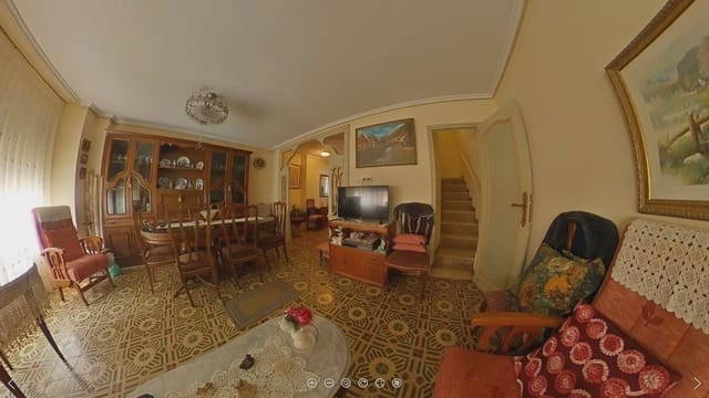 Casa de 7 habitaciones en Pueblo de Cullera, Cullera en venta con garaje - 225.000 € (Ref: 9832115)