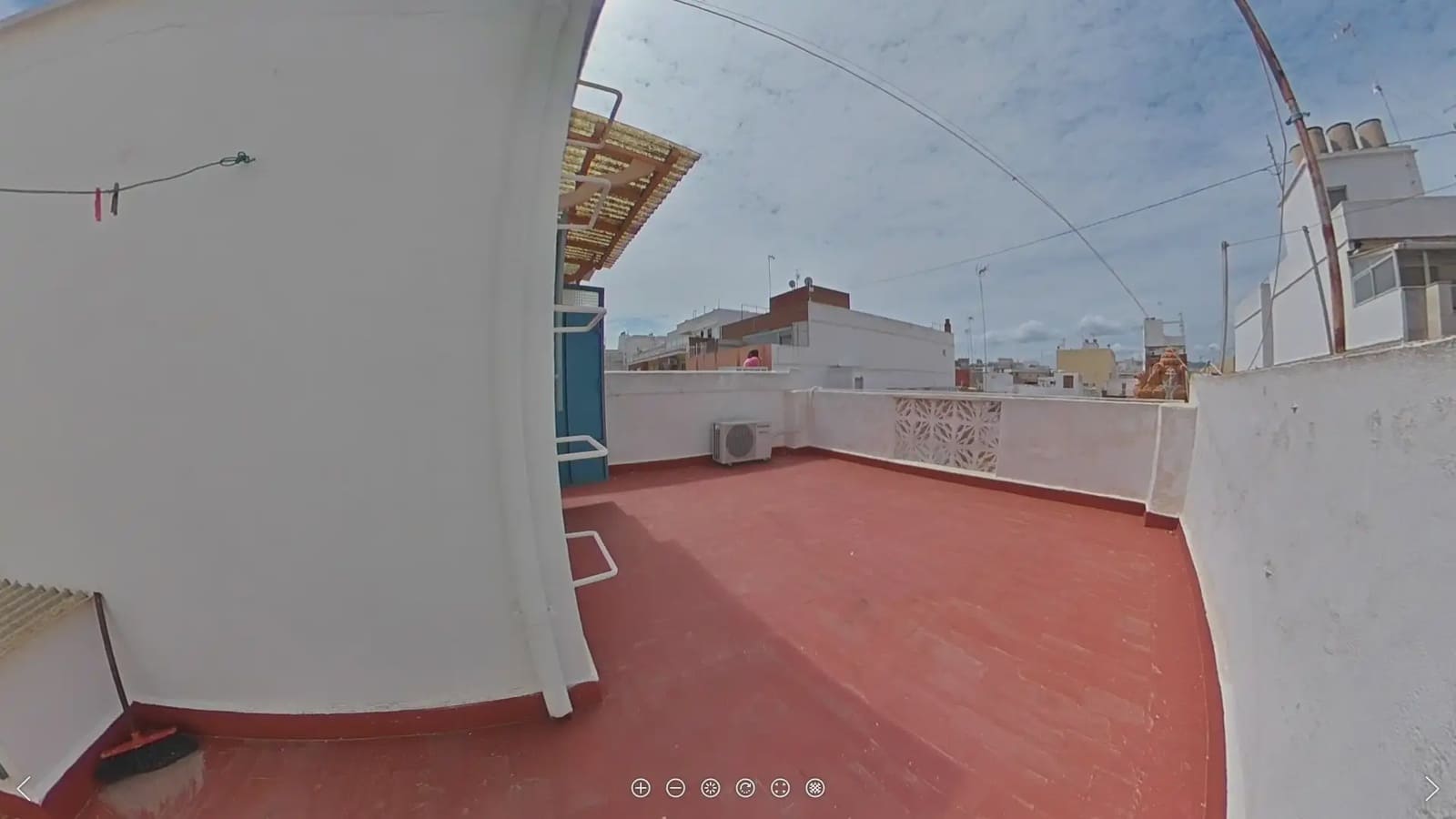 Casa de 7 habitaciones en Cullera en venta con garaje - 225.000 € (Ref: 9832115)