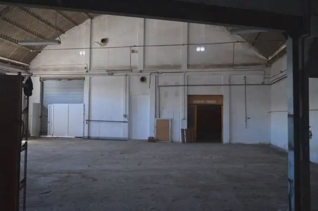 Commerciale in vendita in La Vega - Marenyet, Cullera - 349.000 € (Rif: 9832117)