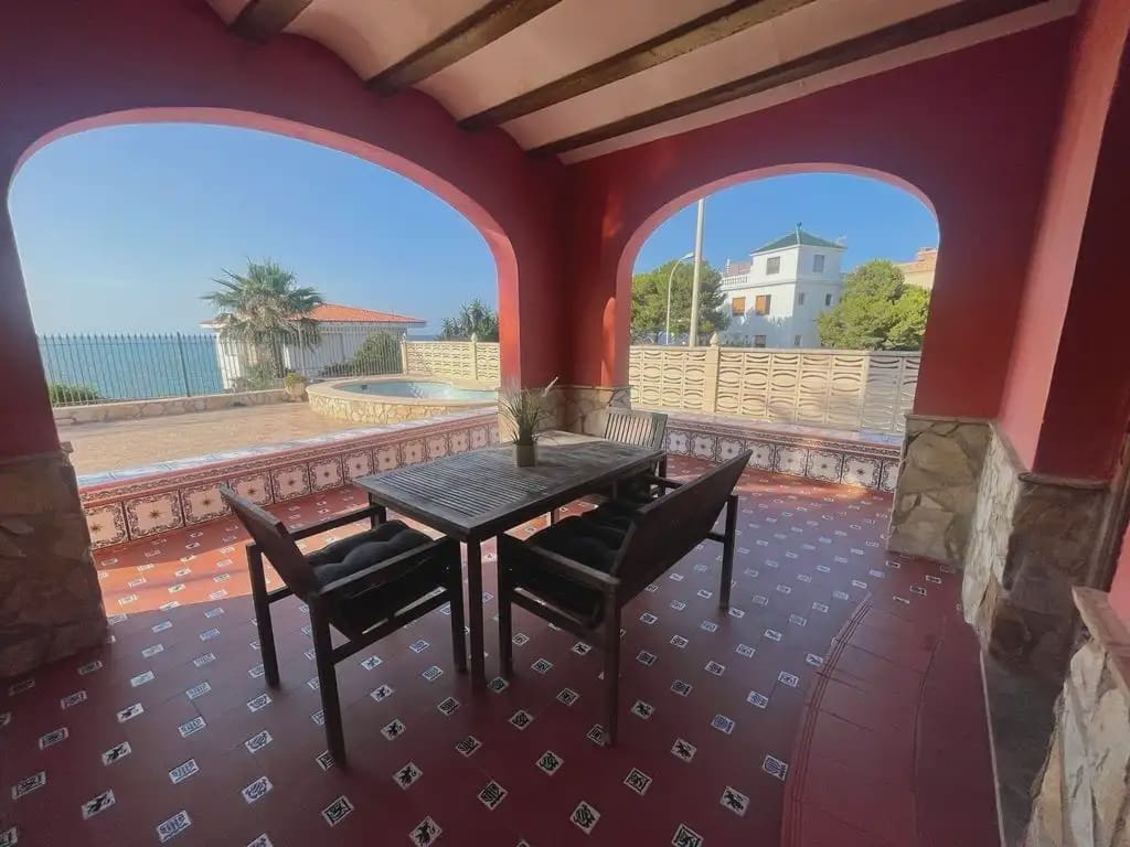 5 sypialnia Willa na sprzedaż w Cullera z basenem garażem - 445 000 € (Ref: 9832128)