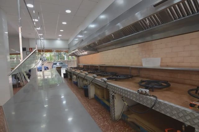 Commerciale in vendita in Sant Antoni, Cullera - 290.000 € (Rif: 9832130)