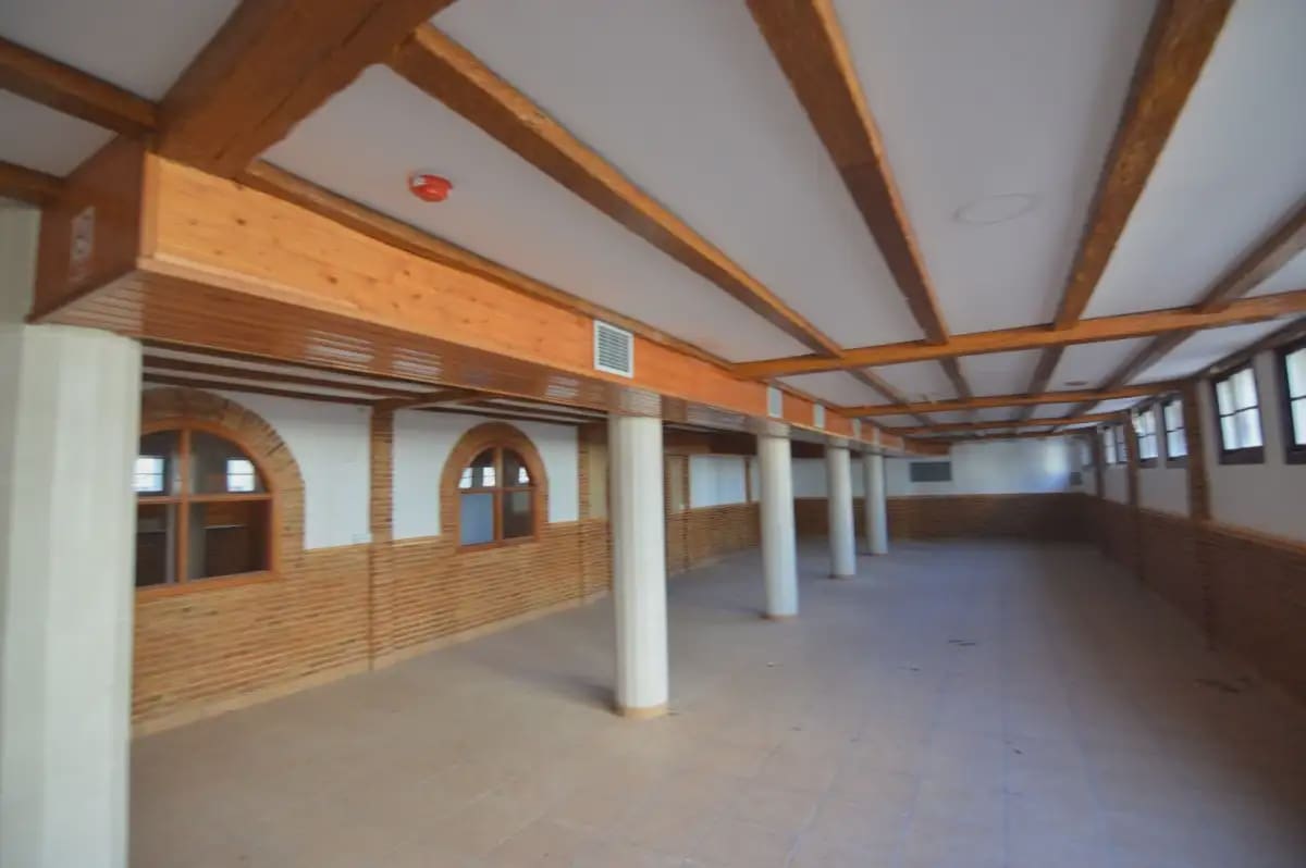 42 chambre Hôtel à vendre à Favara - 1 599 000 € (Ref: 9832134)