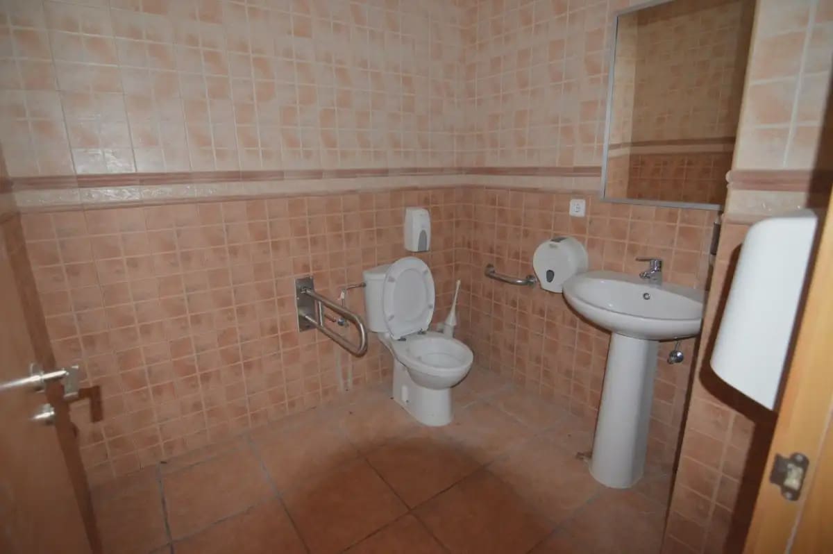 42 chambre Hôtel à vendre à Favara - 1 599 000 € (Ref: 9832134)