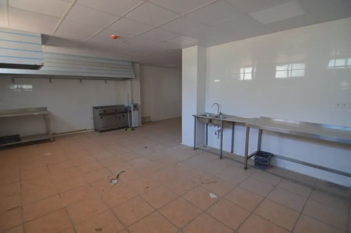 42 chambre Hôtel à vendre à Favara - 1 599 000 € (Ref: 9832134)