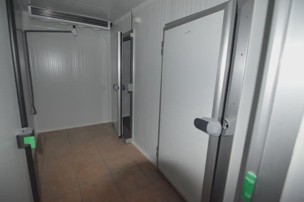 42 chambre Hôtel à vendre à Favara - 1 599 000 € (Ref: 9832134)