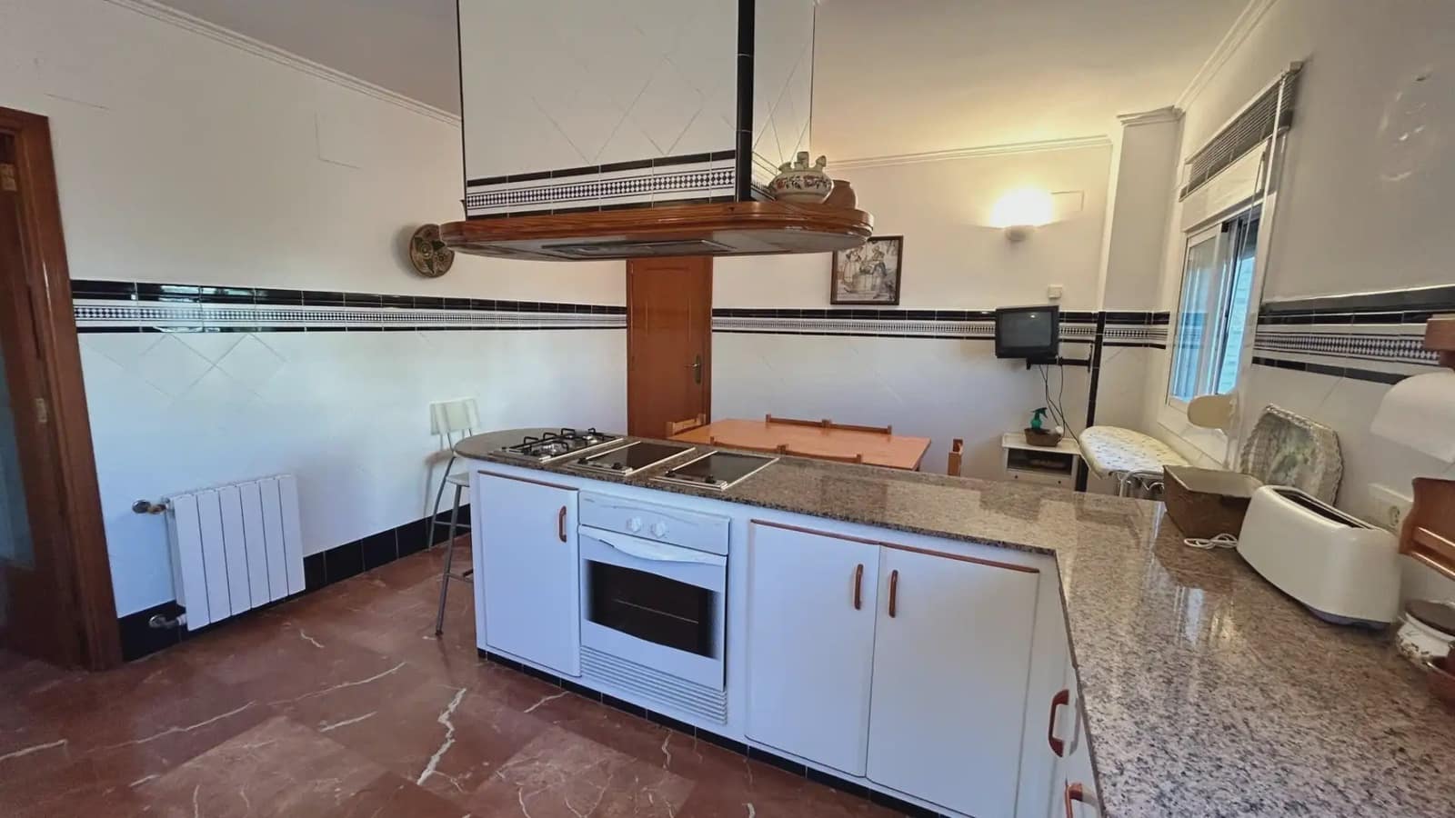 5 sypialnia Willa na sprzedaż w Cullera z basenem garażem - 475 000 € (Ref: 9832137)