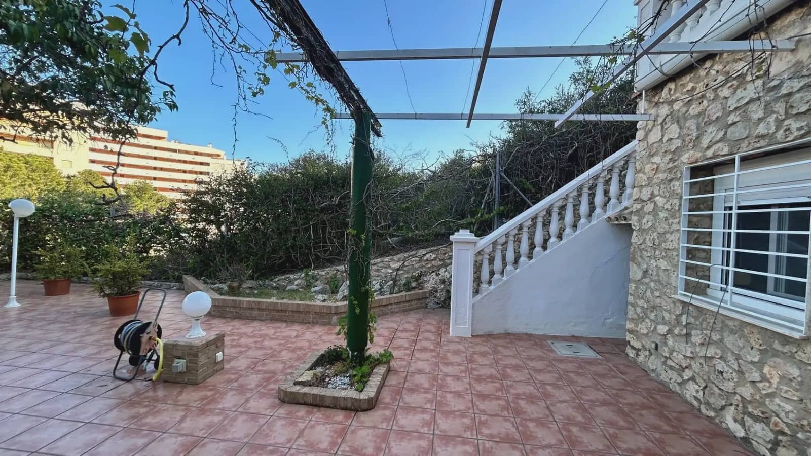 5 sypialnia Willa na sprzedaż w Cullera z basenem garażem - 475 000 € (Ref: 9832137)