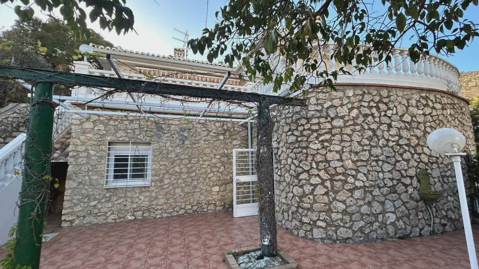 5 sypialnia Willa na sprzedaż w Cullera z basenem garażem - 475 000 € (Ref: 9832137)
