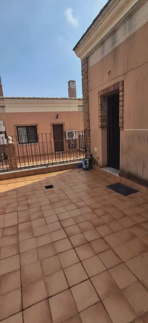 3 slaapkamer Huis te koop in Favara met zwembad garage - € 220.000 (Ref: 9832139)