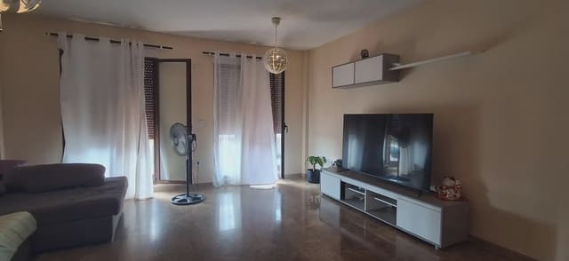 3 slaapkamer Huis te koop in Favara met zwembad garage - € 220.000 (Ref: 9832139)