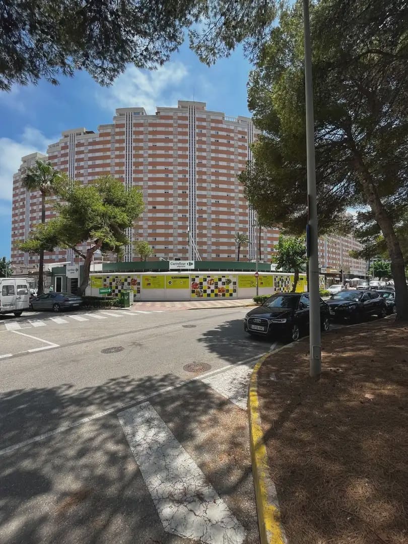 Kaupallinen myytävänä paikassa Cullera - 650 000 € (Ref: 9832141)