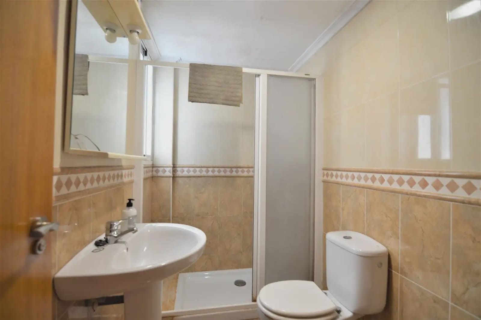 Casa de 8 habitaciones en Cullera en venta - 240.000 € (Ref: 9832149)