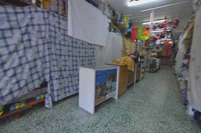 Commerciale in vendita in Sant Antoni, Cullera - 250.000 € (Rif: 9832152)