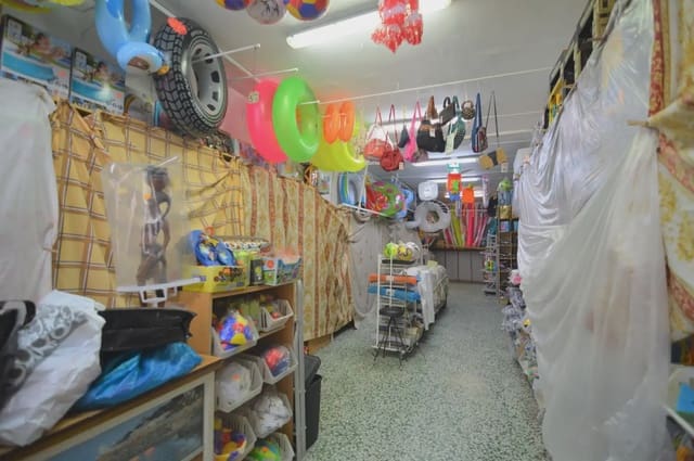 Commerciale in vendita in Sant Antoni, Cullera - 250.000 € (Rif: 9832152)