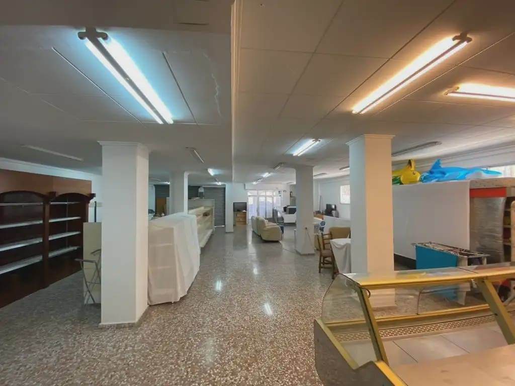 Gewerbe zu verkaufen in Cullera - 375.000 € (Ref: 9832155)