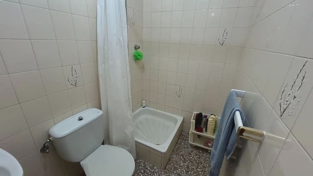 Kaupallinen myytävänä paikassa Racó, Cullera - 375 000 € (Ref: 9832155)