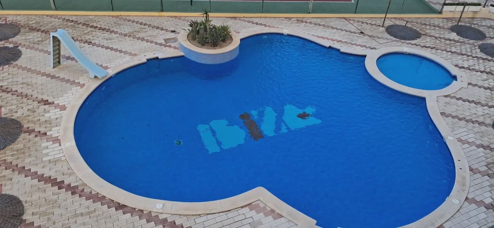Piso de 2 habitaciones en Cullera en venta con piscina garaje - 385.000 € (Ref: 9832161)