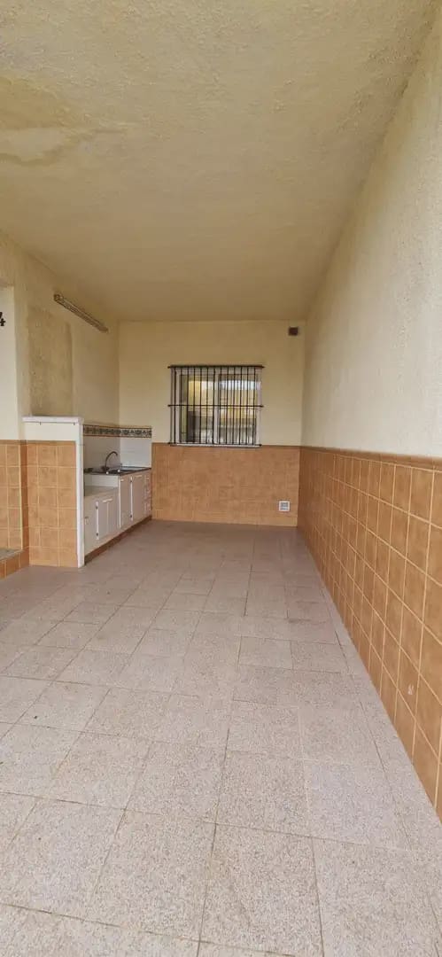 6 slaapkamer Huis te koop in Cullera met garage - € 225.000 (Ref: 9832163)