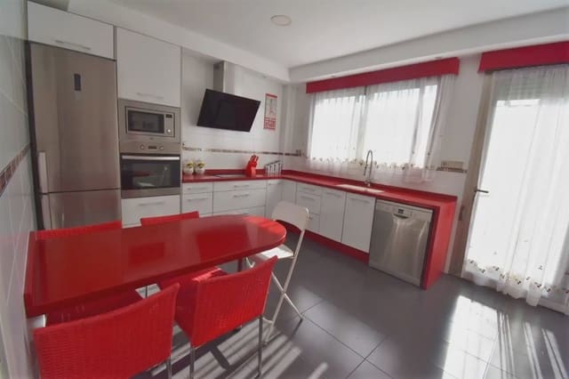 Adosado de 5 habitaciones en La Vega - Marenyet, Cullera en venta con garaje - 422.000 € (Ref: 9832167)
