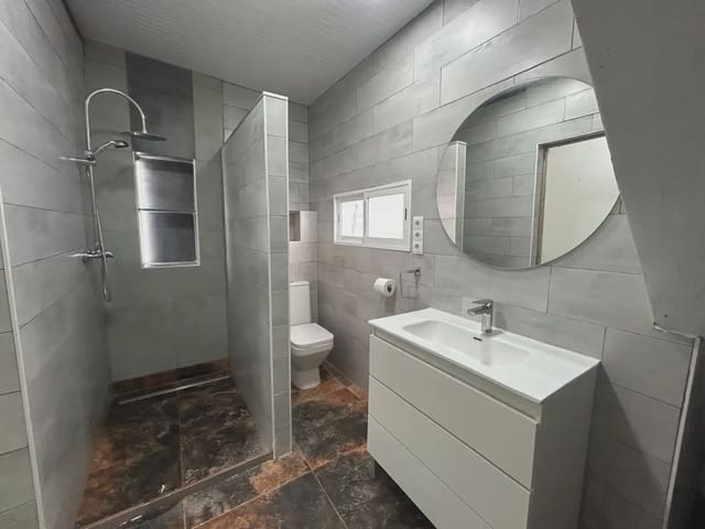5 soverom Hus til salgs i Pueblo de Cullera, Cullera - € 235 000 (Ref: 9832171)