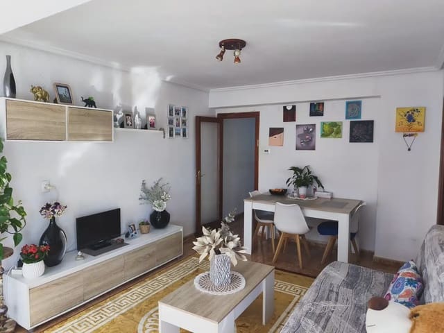 Piso de 3 habitaciones en Pueblo de Cullera, Cullera en venta - 190.000 € (Ref: 9832173)