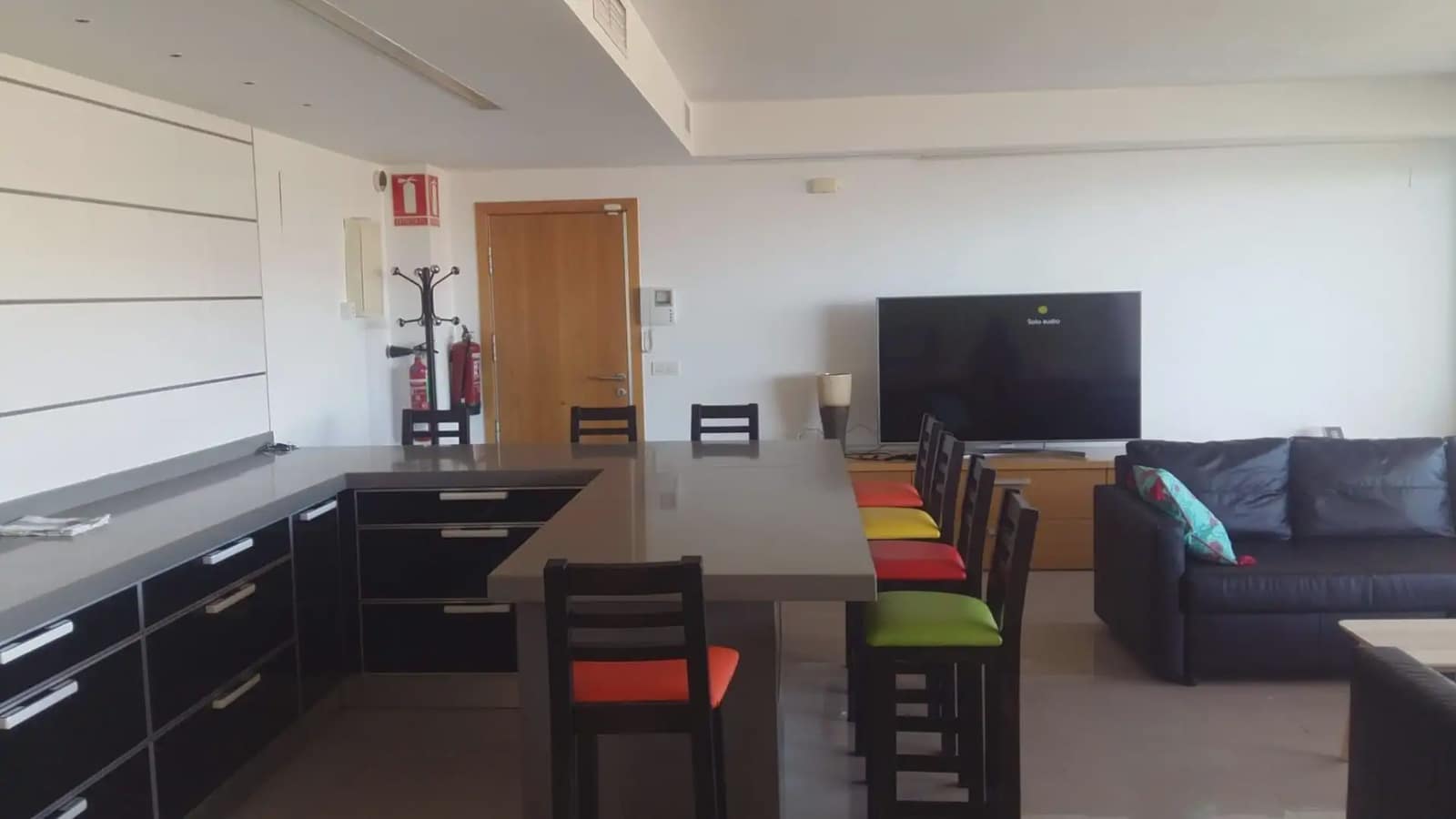 3 Zimmer Wohnung zu vermieten in Cullera mit Pool Garage - 2.000 € (Ref: 9832181)