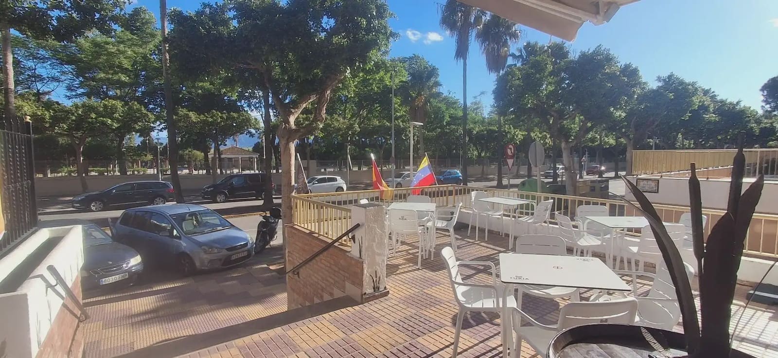 Kommersiell till salu i Cullera - 235 000 € (Ref: 9832208)