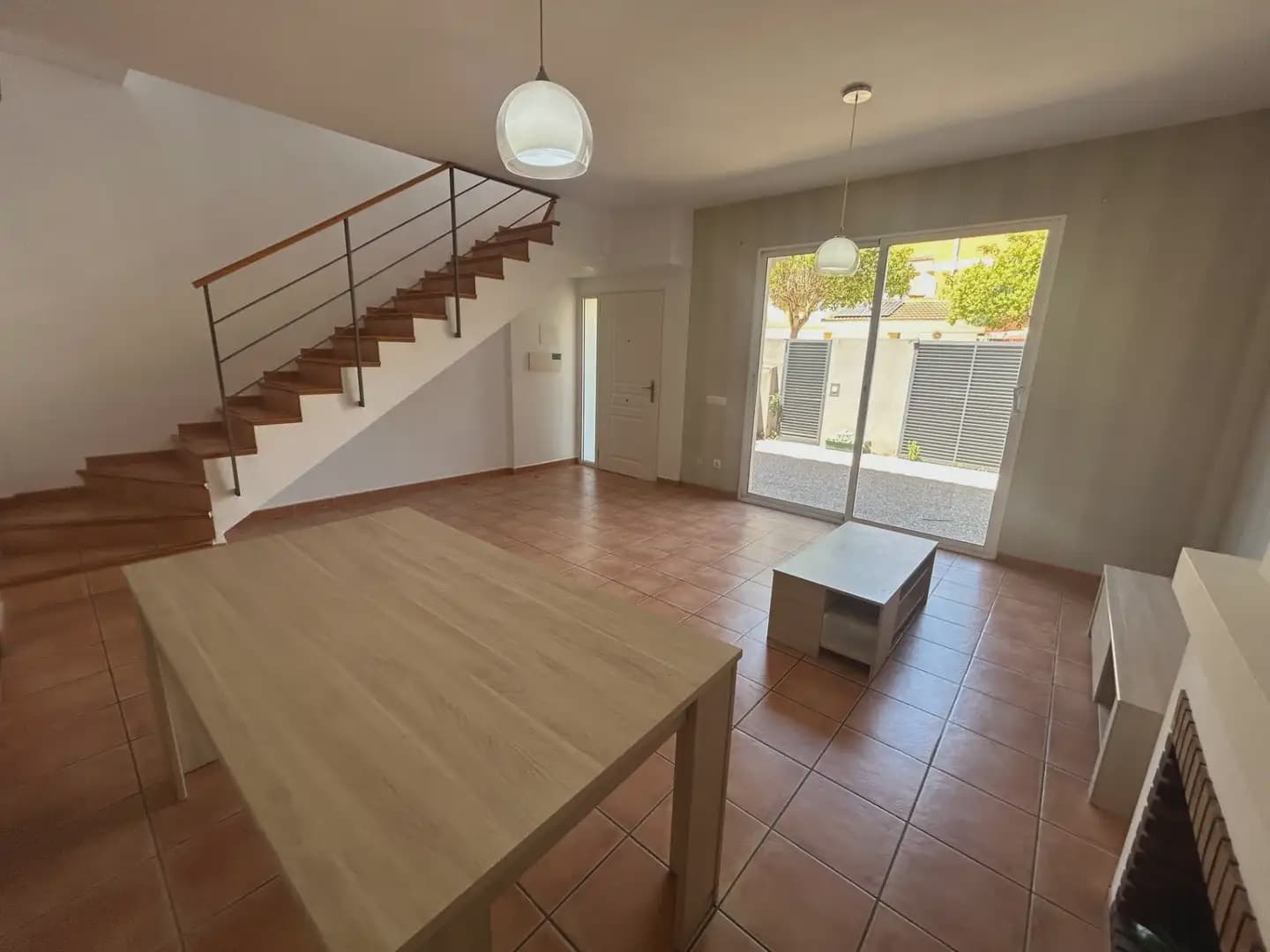 4 bedroom Townhouse for sale in Cullera with garage - € 306,000 (Ref: 9863939)