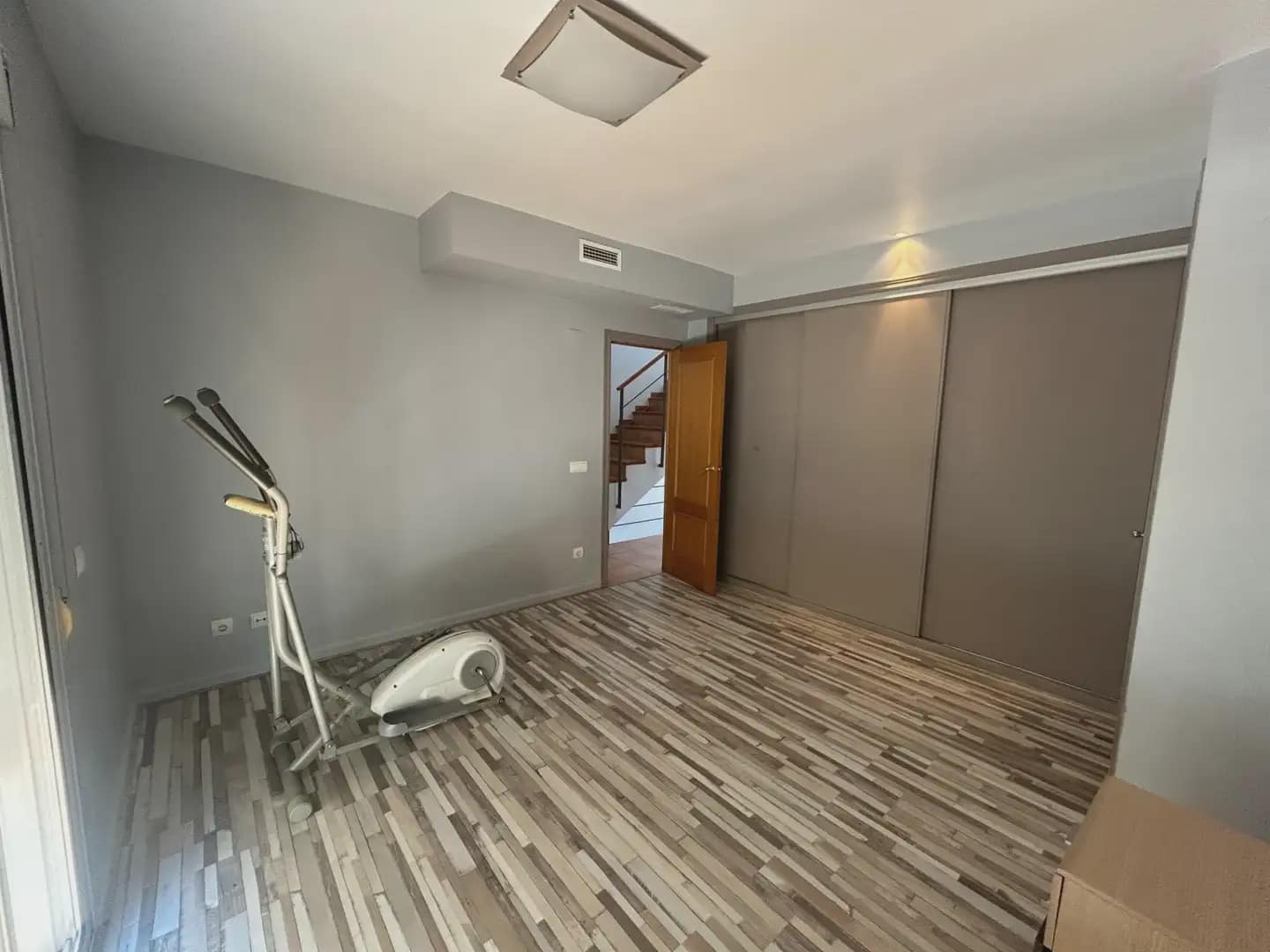 4 bedroom Townhouse for sale in Cullera with garage - € 306,000 (Ref: 9863939)