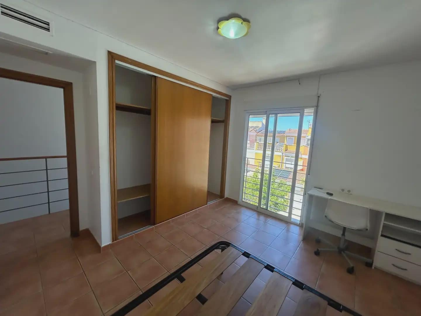 4 bedroom Townhouse for sale in Cullera with garage - € 306,000 (Ref: 9863939)