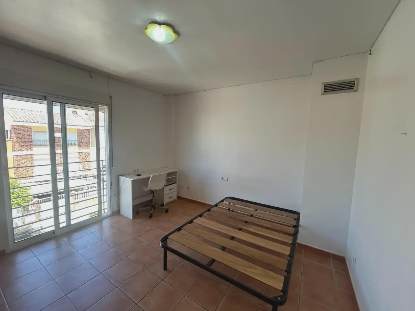 4 bedroom Townhouse for sale in Cullera with garage - € 306,000 (Ref: 9863939)