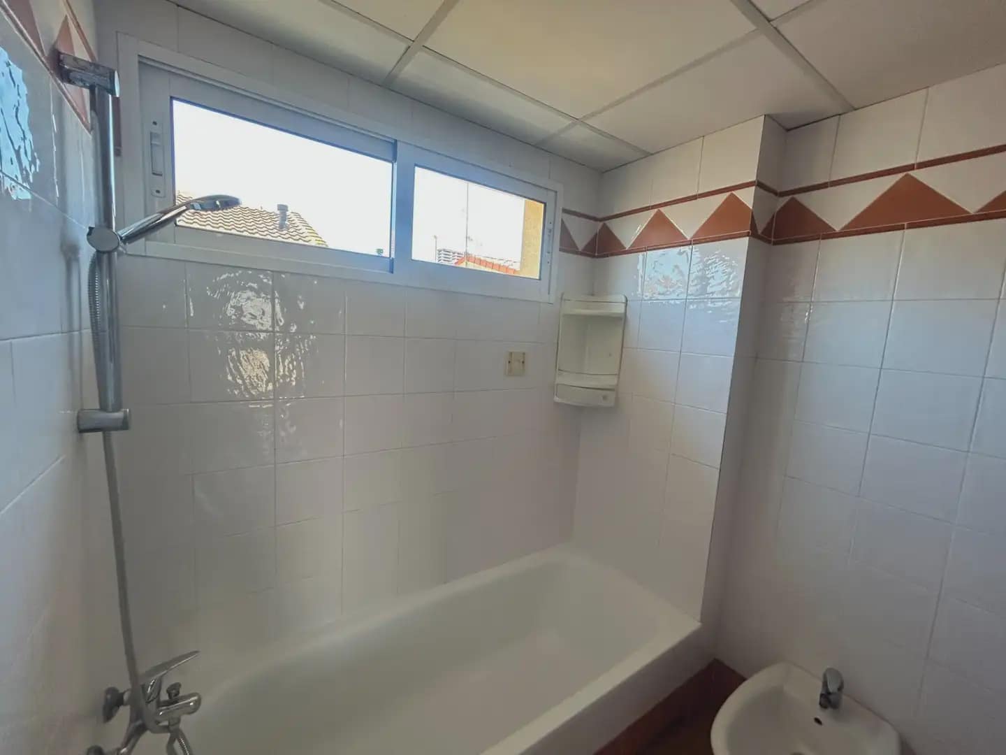 4 bedroom Townhouse for sale in Cullera with garage - € 306,000 (Ref: 9863939)