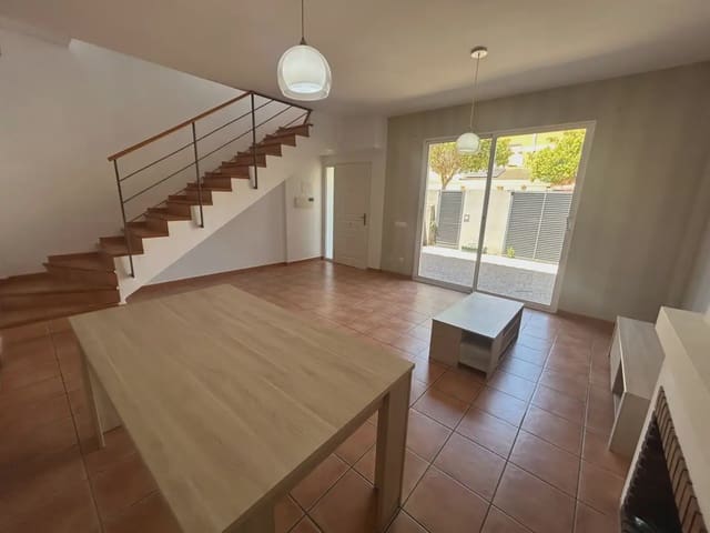Casa de 4 habitaciones en La Vega - Marenyet, Cullera en venta con garaje - 306.000 € (Ref: 9863939)