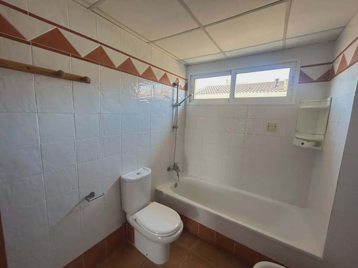 4 bedroom Townhouse for sale in Cullera with garage - € 306,000 (Ref: 9863939)