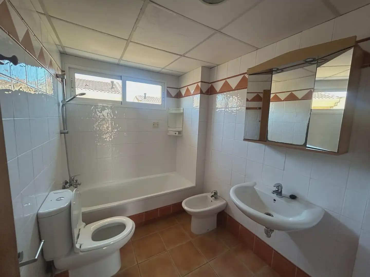 4 bedroom Townhouse for sale in Cullera with garage - € 306,000 (Ref: 9863939)