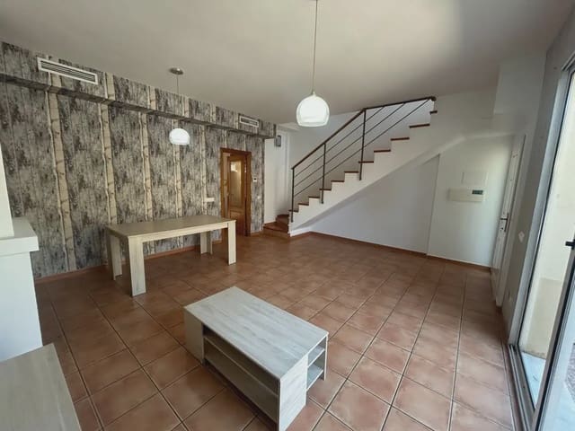 Casa de 4 habitaciones en La Vega - Marenyet, Cullera en venta con garaje - 306.000 € (Ref: 9863939)