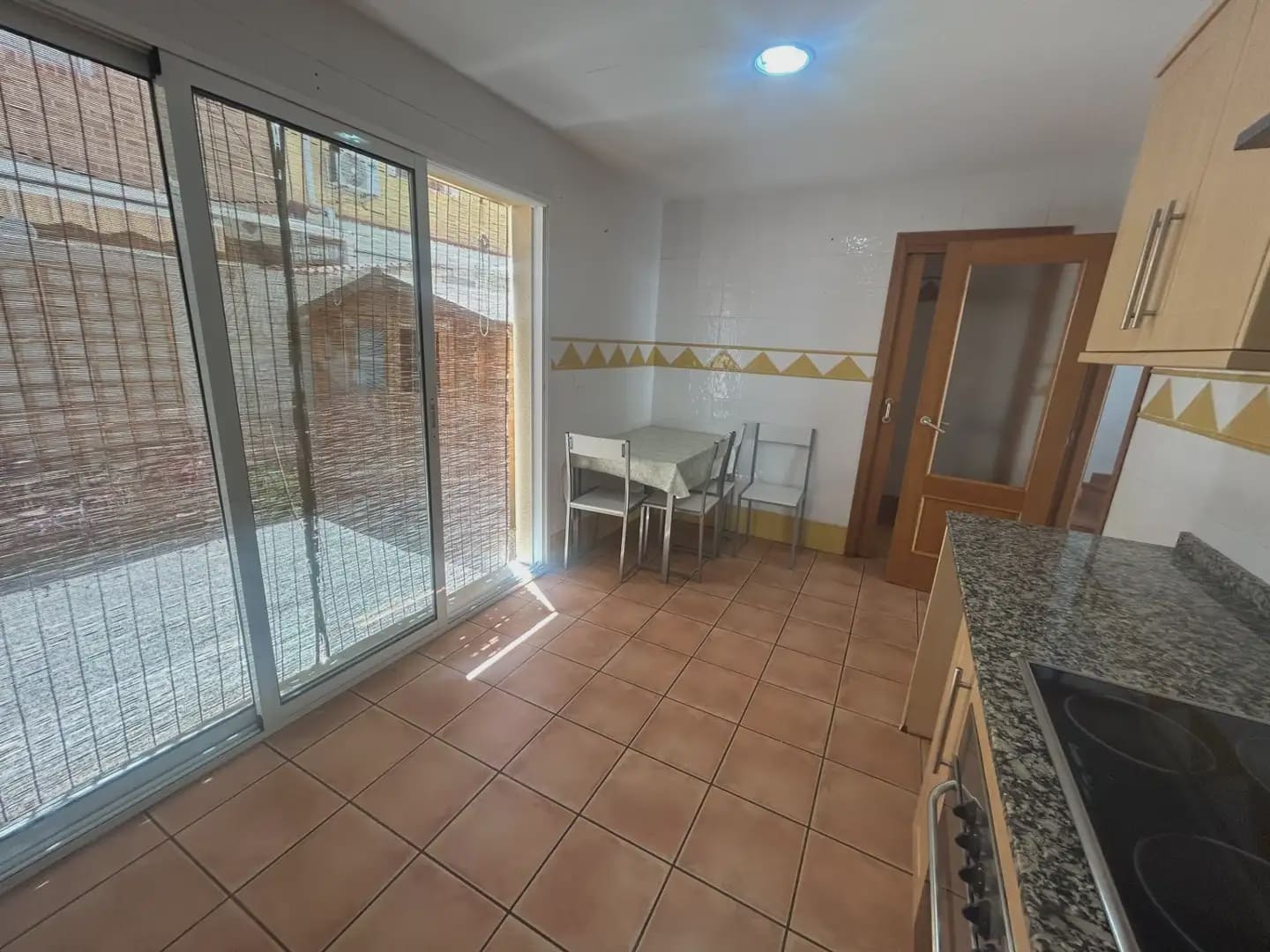 4 bedroom Townhouse for sale in Cullera with garage - € 306,000 (Ref: 9863939)