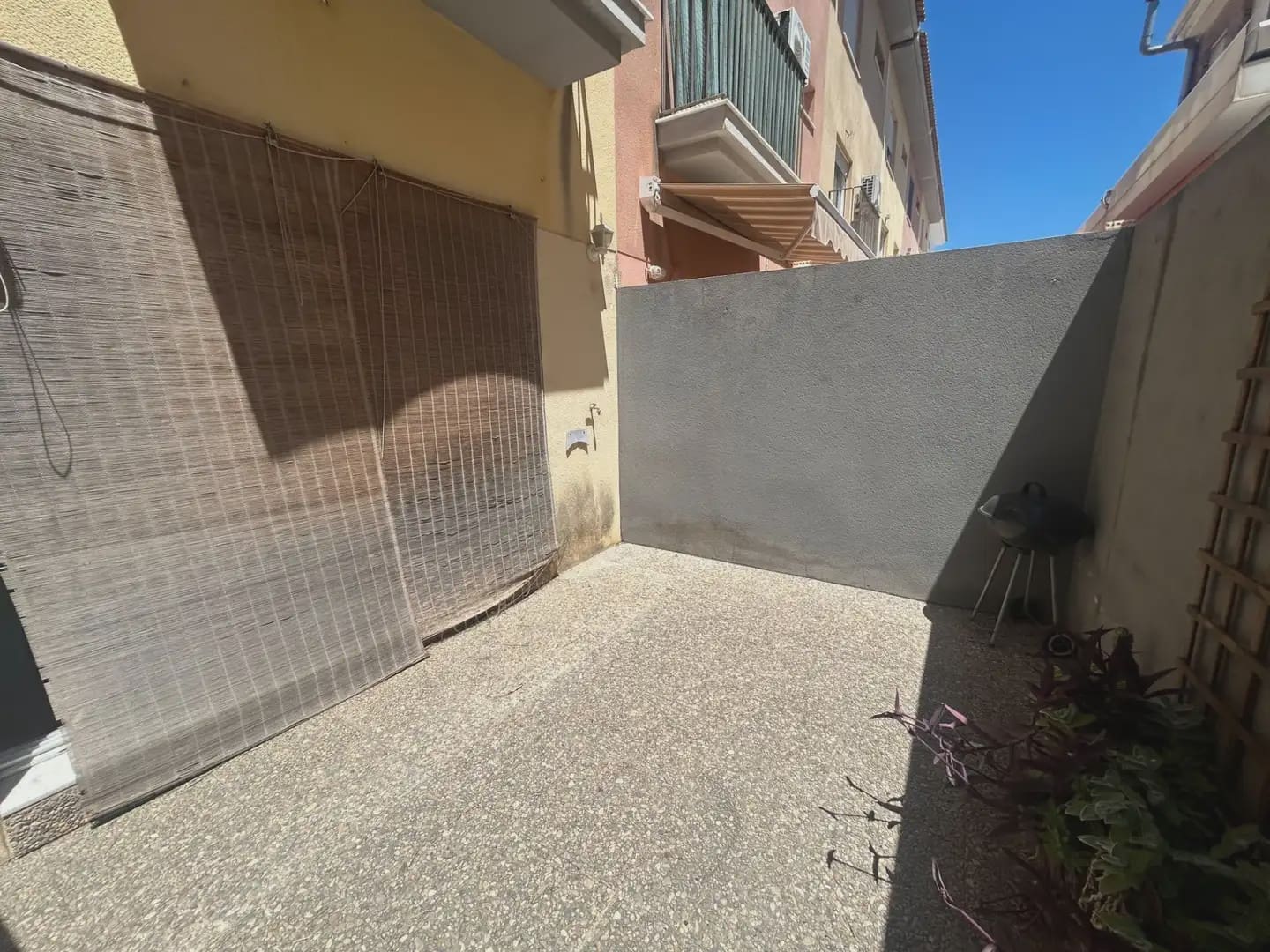 4 bedroom Townhouse for sale in Cullera with garage - € 306,000 (Ref: 9863939)