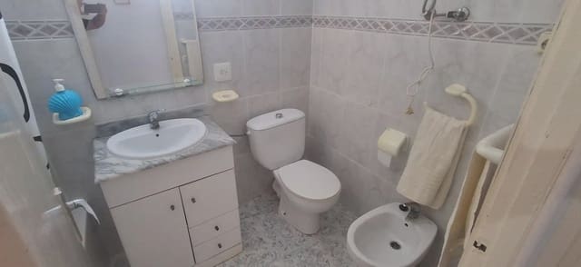 Appartement de 3 chambres à louer à Pueblo de Cullera, Cullera - 750 € (Ref: 9898422)