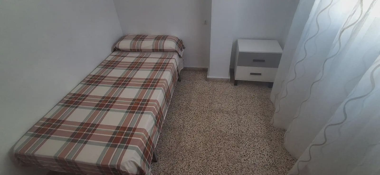 Appartement de 3 chambres à louer à Cullera - 750 € (Ref: 9898422)