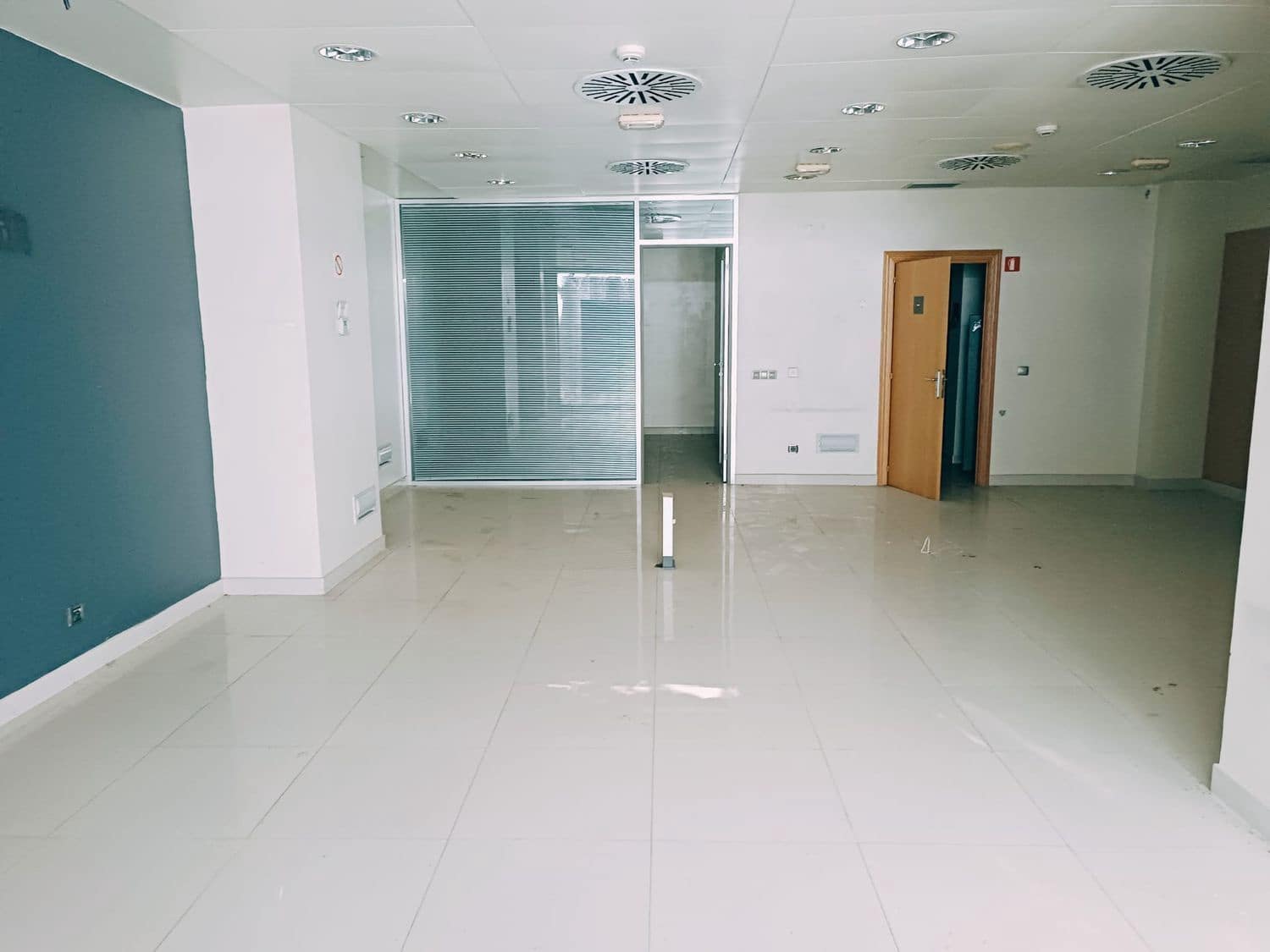 Local Comercial en Málaga ciudad en venta - 482.400 € (Ref: 9014948)