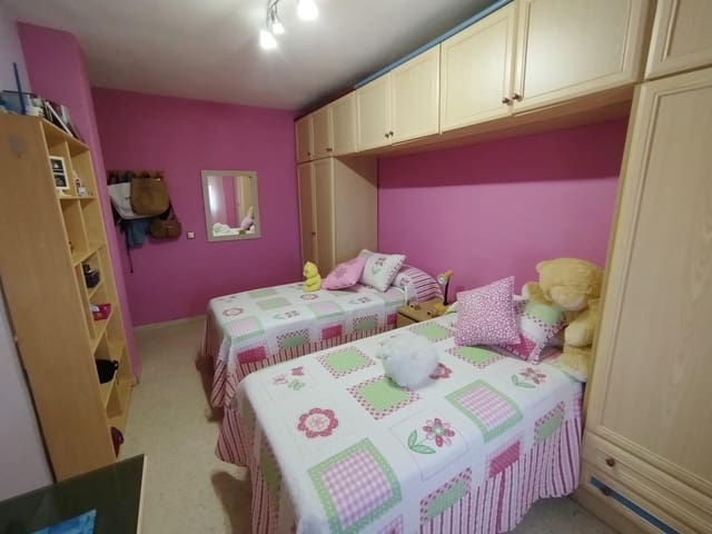 3 sypialnia Mieszkanie na sprzedaż w Miasto Málaga - 362 000 € (Ref: 9014975)