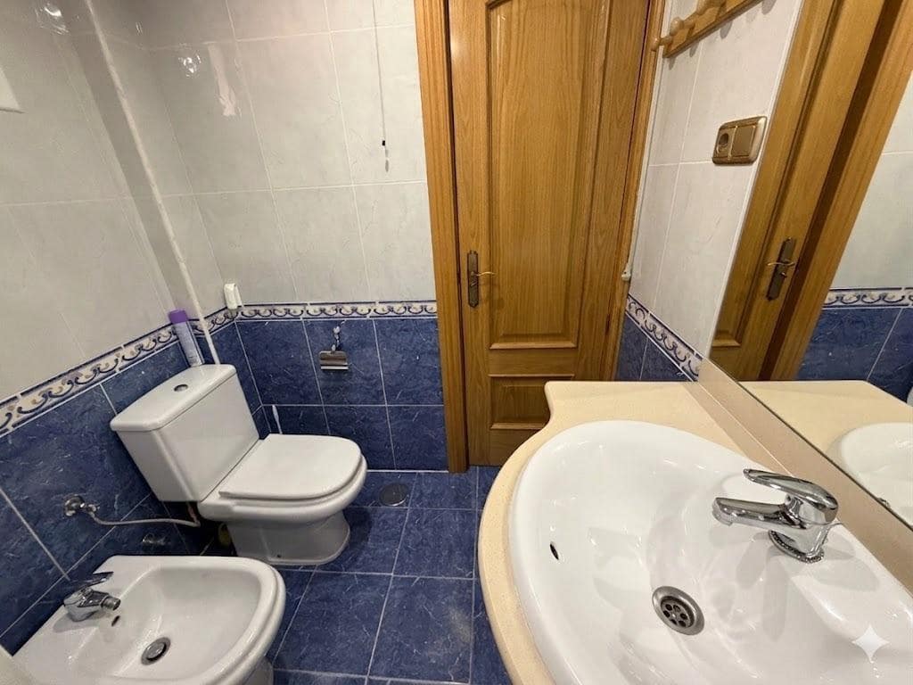 3 sypialnia Mieszkanie na sprzedaż w Miasto Malaga - 350 000 € (Ref: 9014975)