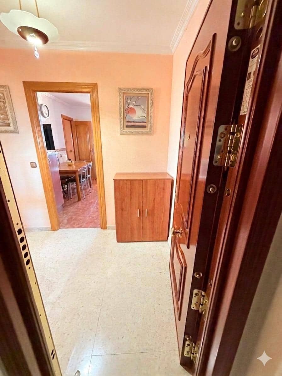 3 sypialnia Mieszkanie na sprzedaż w Miasto Malaga - 350 000 € (Ref: 9014975)