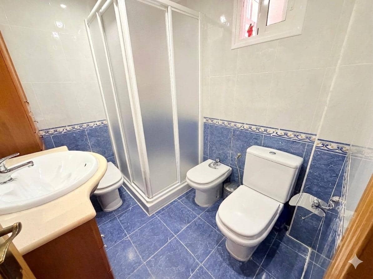 3 sypialnia Mieszkanie na sprzedaż w Miasto Malaga - 350 000 € (Ref: 9014975)