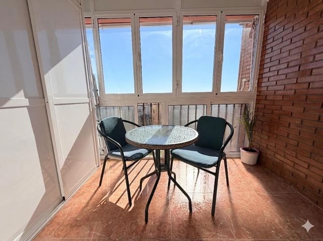 Piso de 3 habitaciones en Málaga ciudad en venta - 350.000 € (Ref: 9014975)