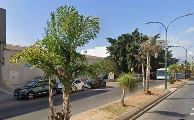 3 slaapkamer Flat te koop in Cruz de Humilladero, Málaga stad - € 232.000 (Ref: 9014994)