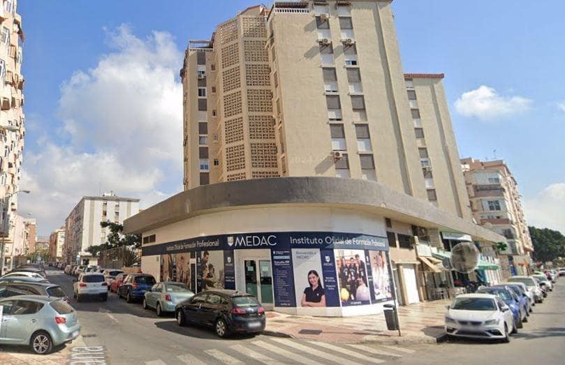 3 slaapkamer Flat te koop in Malaga stad - € 232.000 (Ref: 9014994)