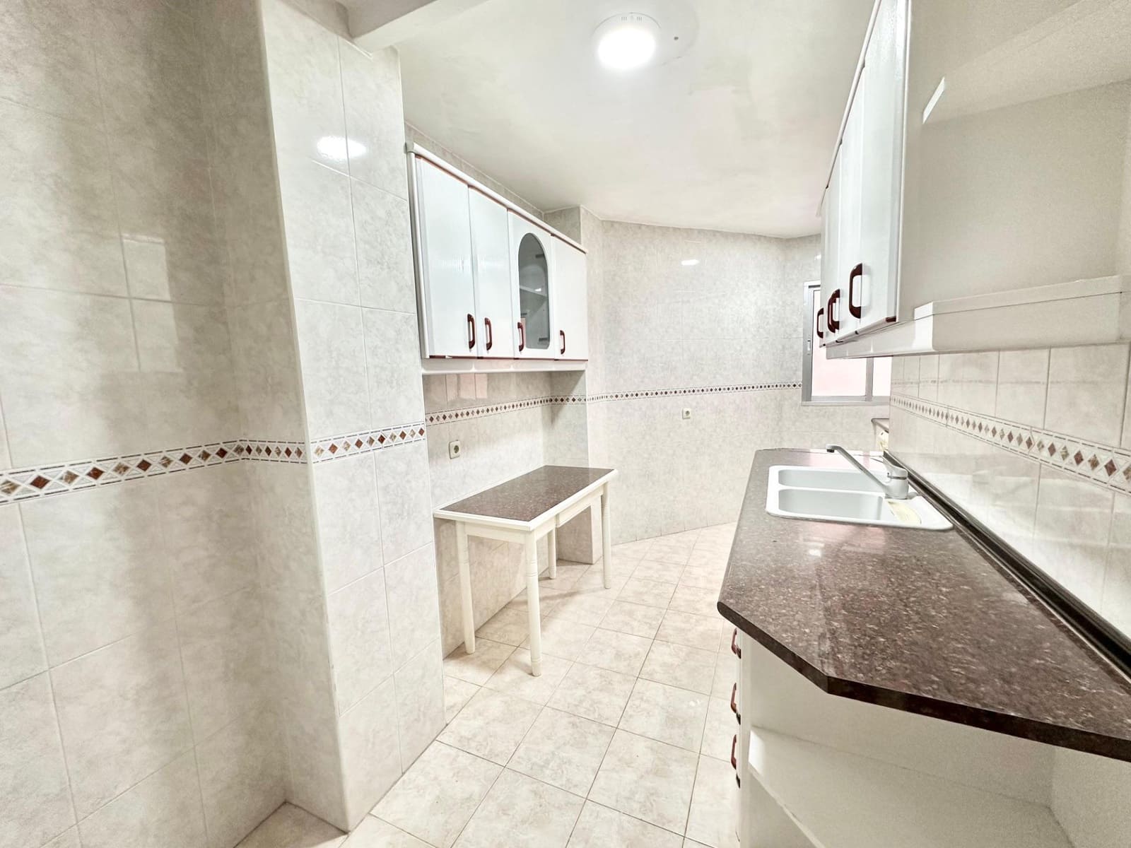 Piso de 3 habitaciones en Málaga ciudad en venta - 235.000 € (Ref: 9506005)