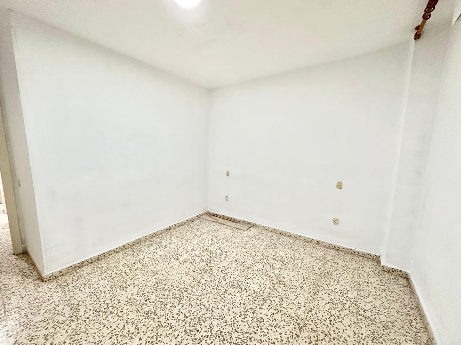 Piso de 3 habitaciones en Málaga ciudad en venta - 235.000 € (Ref: 9506005)